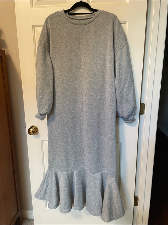 Dresses & Skirts - Gray Ruffle Hem Sweatshirt Dress